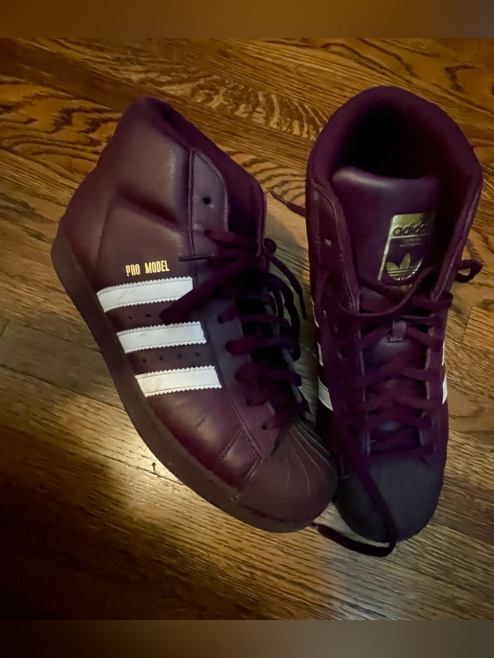Adidas. Pro Model - Picture 3 of 6